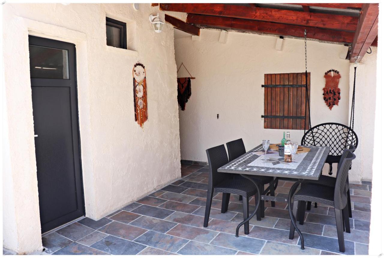 Superbe Glamping Avec Terrasse Privative 5Min Mer Cannes Exterior photo